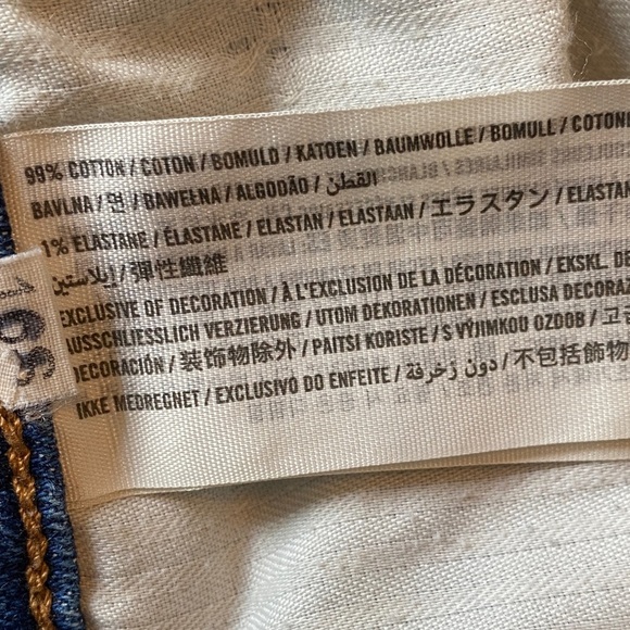 Abercrombie & Fitch, Mom Jean, Cracked Destroyed Hem Straight Leg Jeans, Blue - Picture 9 of 9